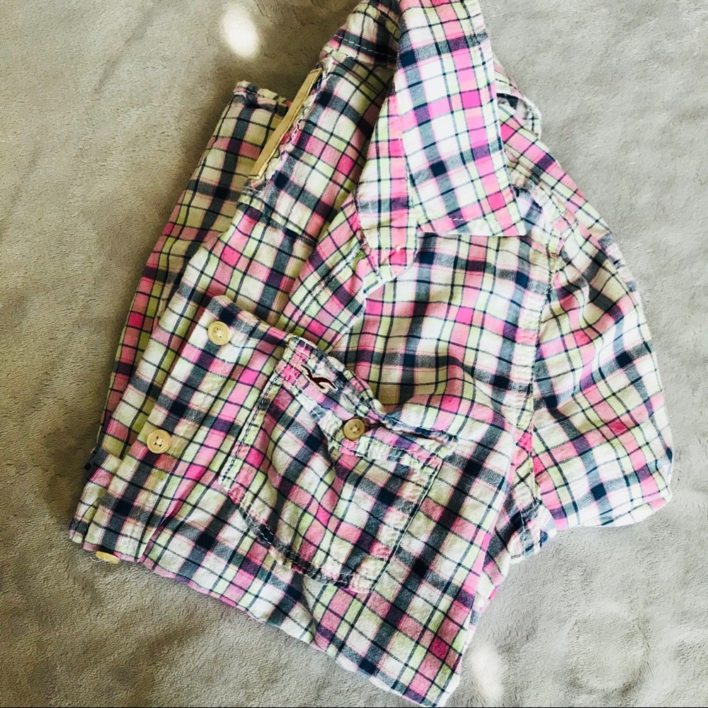 Hollister Plaid Button Up Shirt